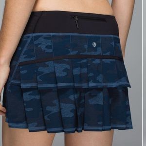 Lululemon Lotus oil slick camo Pace setter skirt
